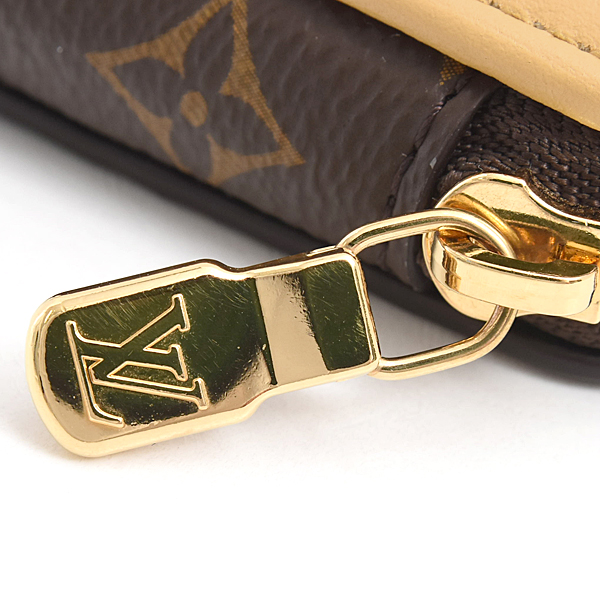 ルイヴィトン キーホルダー レディース メンズ モノグラム LVミュージック バッグチャーム ブラウン マルチカラー Louis Vuitton M02487 中古