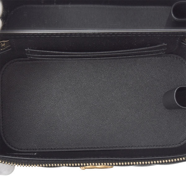 シャネル バッグ レディース スモール ヴァニティ ケース マトラッセ ラムスキン ハートアジャスターチェーン ブラック CHANEL 中古