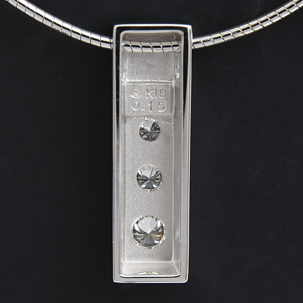 ミキモト ネックレス レディース バーモチーフ 3Pダイヤモンド オメガネックレス D0.15ct ホワイトゴールド MIKIMOTO K18WG 中古