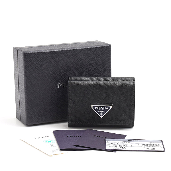 プラダ 財布 レディース トライアングルロゴ 三つ折り財布 ブラック サフィアーノ PRADA 2MH042 中古