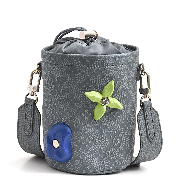 ルイヴィトン バッグ メンズ レディース トリヨンクライミング チョークポーチ モノグラム 巾着 グレー Louis Vuitton M81572 中古