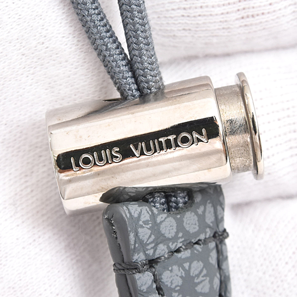 ルイヴィトン バッグ メンズ レディース トリヨンクライミング チョークポーチ モノグラム 巾着 グレー Louis Vuitton M81572 中古