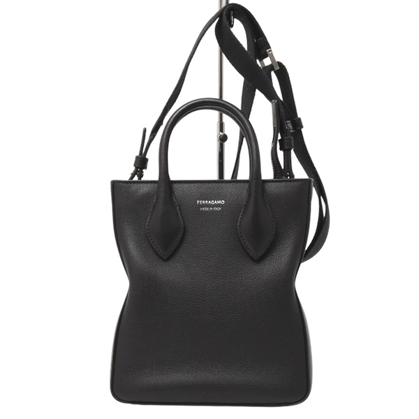 フェラガモ バッグ レディース メンズ ミニ ショルダーバッグ レザー ブラック FERRAGAMO 241681 中古