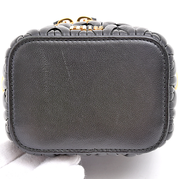 ミュウミュウ バッグ レディース マテラッセ マイクロバッグ ショルダー ラムレザー ブラック 斜め掛け 肩掛け ポーチ MIUMIU 5NR018 中古