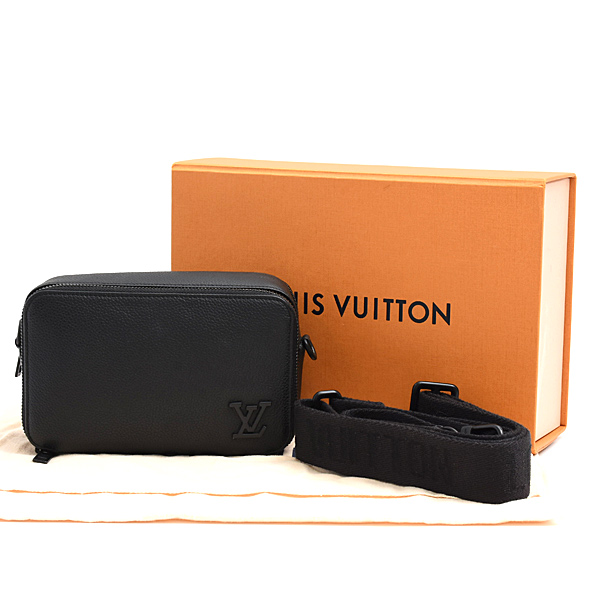 ルイヴィトン バッグ メンズ LVアエログラム アルファ ウェアラブルウォレット 2WAY ショルダーバッグ レザー ブラック Louis Vuitton M59161 中古