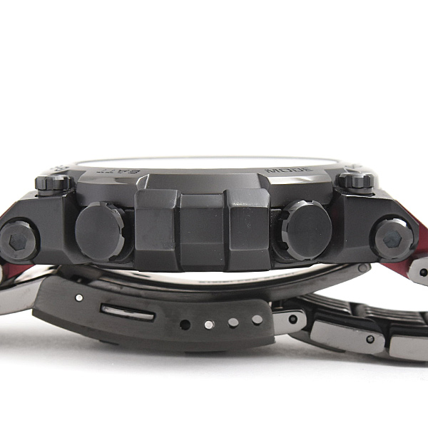 カシオ 時計 メンズ G-SHOCK MTG-B3000 モバイルリンク ソーラー電波 ブラック文字盤 CASIO MTG-B3000BD-1AJF 中古
