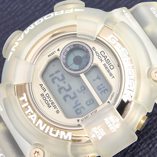 カシオ 時計 メンズ G-SHOCK フロッグマン WCCS トリプルマンタ 電池式 スケルトン TI×樹脂 CASIO DW-8201WC 中古
