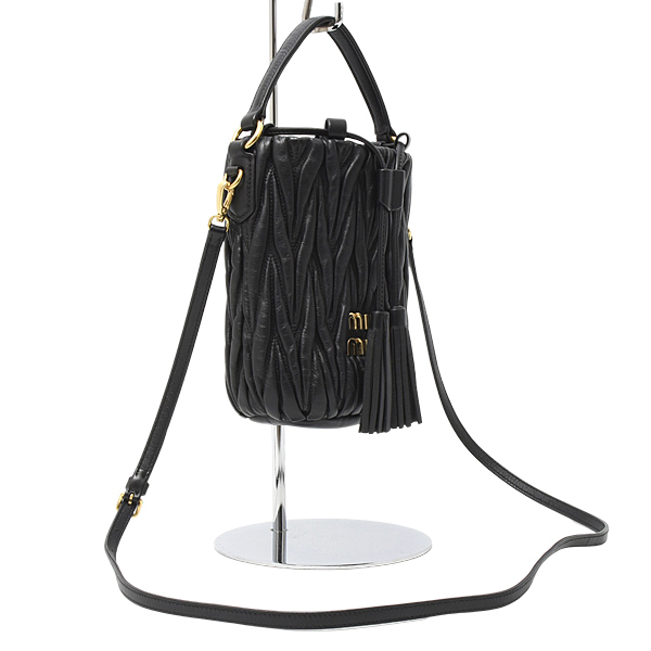 ミュウミュウ バッグ レディース バケットバッグ マテラッセ ショルダー ナッパレザー NERO MIUMIU 5BE084 中古