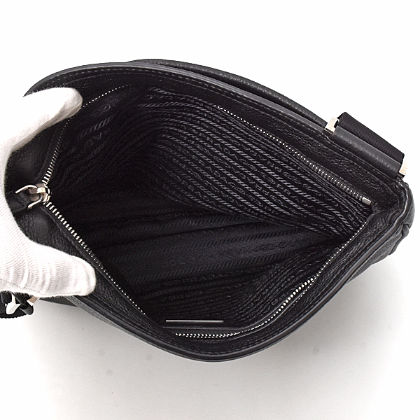 プラダ バッグ メンズ レディース 三角ロゴ ショルダーバッグ クロスボディバッグ カーフ ブラック 2VH019 PRADA 中古