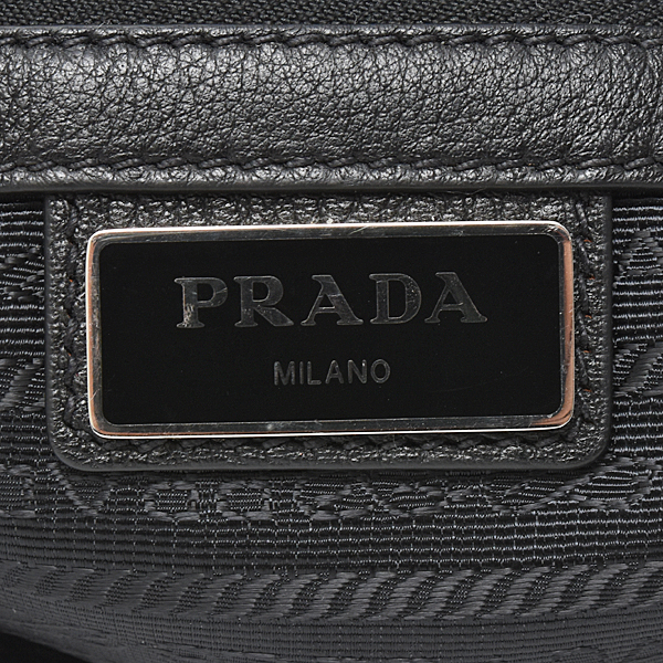 プラダ バッグ メンズ レディース 三角ロゴ ショルダーバッグ クロスボディバッグ カーフ ブラック 2VH019 PRADA 中古