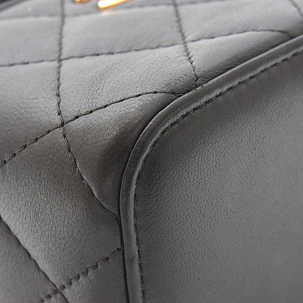 シャネル バッグ レディース マトラッセ ミニチェーンショルダーバッグ バニティ ラム ブラック 31番台 CHANEL 中古