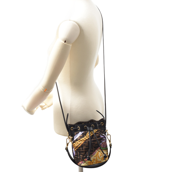 フェンディ バッグ レディース メンズ モントレゾール フェンダーチェ 2WAY 巾着 ショルダーバッグ レザー×キャンバス ブラウン FENDI 8BS010 中古