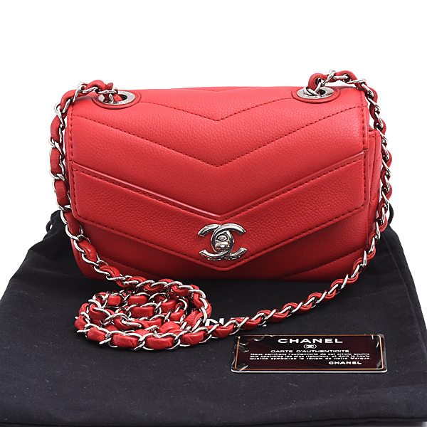シャネル バッグ レディース シェブロン チェーンショルダーバッグ ミニショルダー Vステッチ レッド キャビアスキン CHANEL 中古