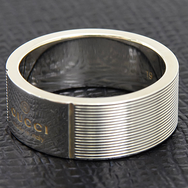 グッチ 指輪 メンズ レディース ロゴ リング 刻印サイズ19 実測18号 スターリングシルバー GUCCI Ag925 SV925 163179 中古