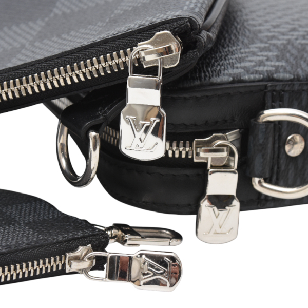 ルイヴィトン バッグ メンズ  トリオメッセンジャー ダミエグラフィット ショルダーバッグ N50017 Louis Vuitton 中古