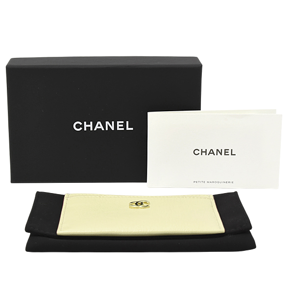 シャネル レディース カードケース パスケース ココマーク ベージュ レザー CHANEL 中古