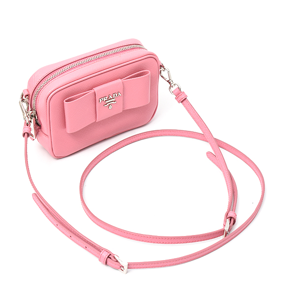 プラダ バッグ レディース ミニショルダーバッグ 小型サイズ コンパクト サフィアーノレザー ピンク PRADA 1NF674 中古