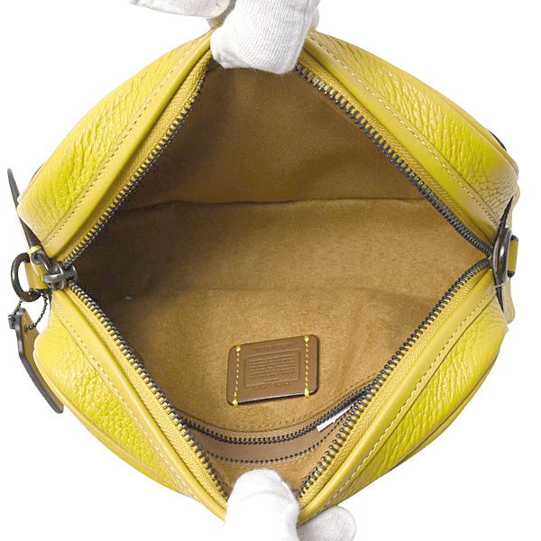 コーチ バッグ レディース ショルダーバッグ カメラバッグ 斜め掛け レザー イエロー 黄色 COACH 未使用展示品