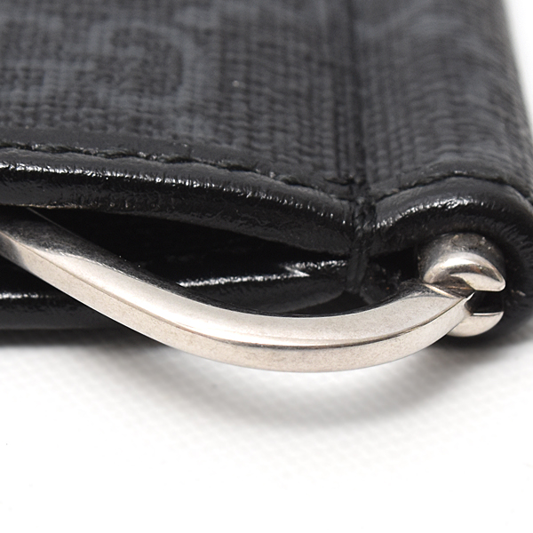 グッチ 財布 メンズ GGスプリーム マネークリップ式 二つ折り財布 カードケース PVC ブラック 700686 GUCCI 未使用展示品