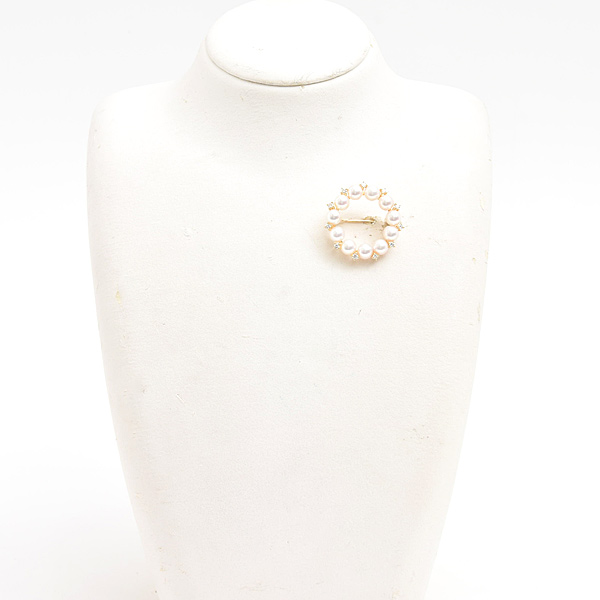 ミキモト ブローチ レディース パール ダイヤ サークルデザイン 5.5mm～5.6mm珠 イエローゴールド MIKIMOTO K18 中古