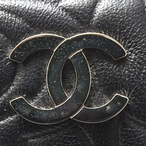 シャネル バッグ レディース カメリア コスメポーチ ミニポーチ ラムレザー ブラック 16番台 CHANEL