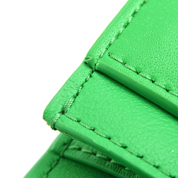 ボッテガヴェネタ 財布 メンズ レディース カセット 二つ折り 札入れ カーフ グリーン BOTTEGA VENETA 679844 中古