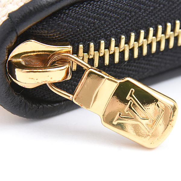 ルイヴィトン 財布 レディース ジッピーウォレット 長財布 モノグラム LVバイザプール アイボリー M82529 Louis Vuitton 中古