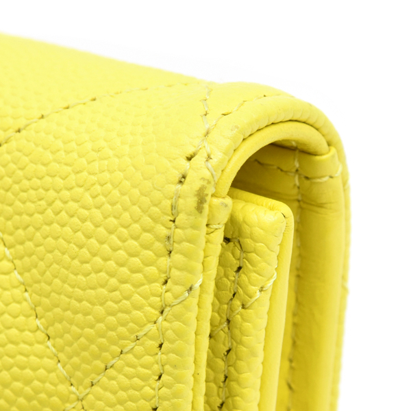 シャネル 財布 レディース マトラッセ 三つ折り財布 コンパクトウォレット ランダム キャビアスキン イエロー CHANEL 中古