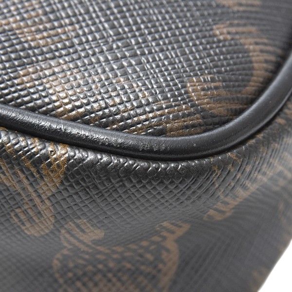 セリーヌ バッグ レディース トリオンフ ショルダーバッグ ロゴ入り PVCレザー ブラック CELINE 194502 中古