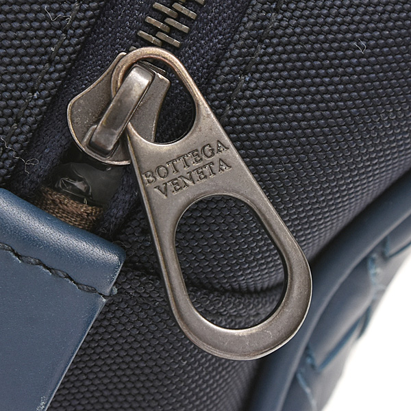 ボッテガヴェネタ バッグ メンズ クラッチ イントレチャート ポーチ トラベルポーチ ラムスキン ネイビー BOTTEGA VENETA 中古