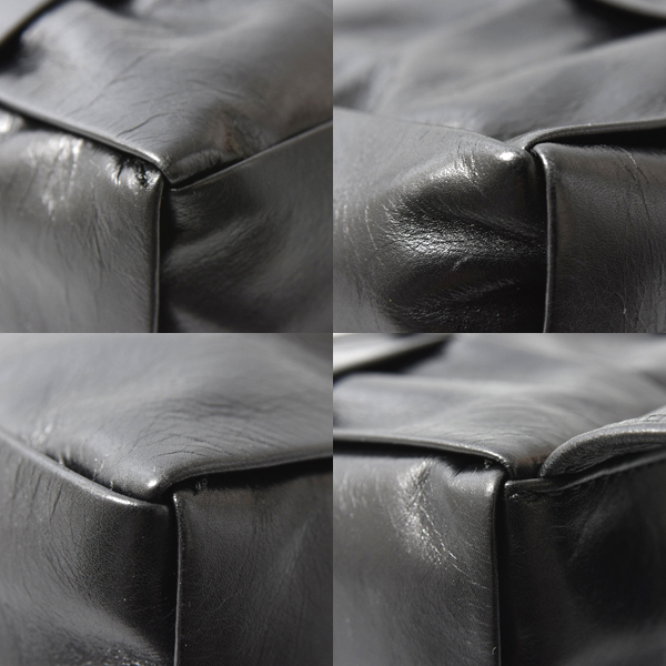 ボッテガヴェネタ バッグ メンズ カセット スリングバッグ マキシイントレチャート カーフスキン ブラック BOTTEGA VENETA 701366 VCQ72 中古