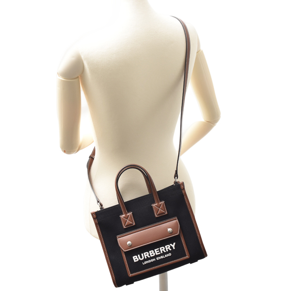 バーバリー バッグ レディース メンズ ミニフレヤトート ショルダーバッグ キャンバス×レザー ブラック×ブラウン BURBERRY 8044143 A1395 中古
