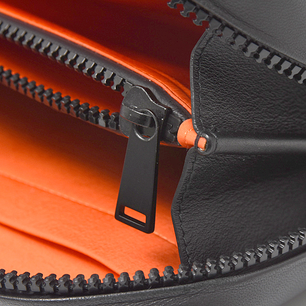 ボッテガヴェネタ バッグ メンズ イントレチャート クラッチバッグ セカンドバッグ ラムスキン ブラック BOTTEGA VENETA 中古