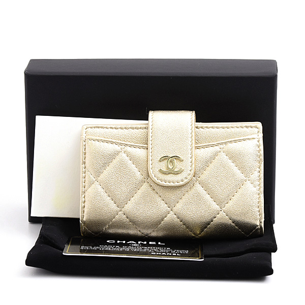 シャネル 財布 レディース マトラッセ クラシック スモールウォレット ラムスキン CHANEL AP1991 中古