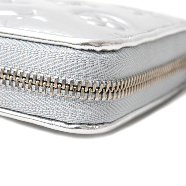 ルイヴィトン 財布 レディース LVスキー クッサン ジッピーウォレット 日本限定 長財布 シルバー ラムレザー M26771 Louis Vuitton 未使用展示品