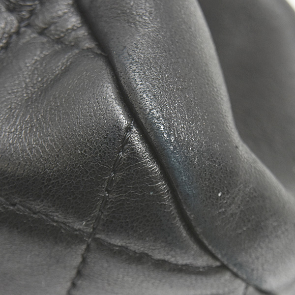 シャネル バッグ レディース マトラッセ がま口 クラッチバッグ ラムスキン ブラック CHANEL 中古