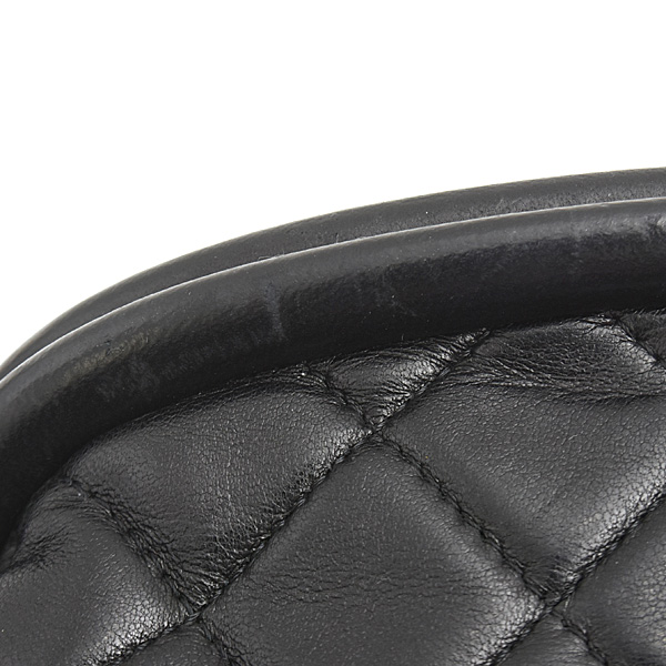 シャネル バッグ レディース マトラッセ がま口 クラッチバッグ ラムスキン ブラック CHANEL 中古