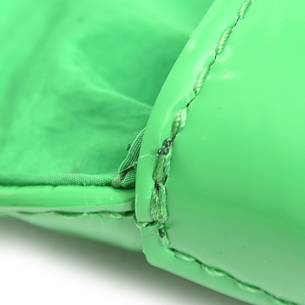 ボッテガヴェネタ バッグ メンズ クラッチ セカンドバッグ エナメル シワ加工 パテント グリーン BOTTEGA VENETA 中古