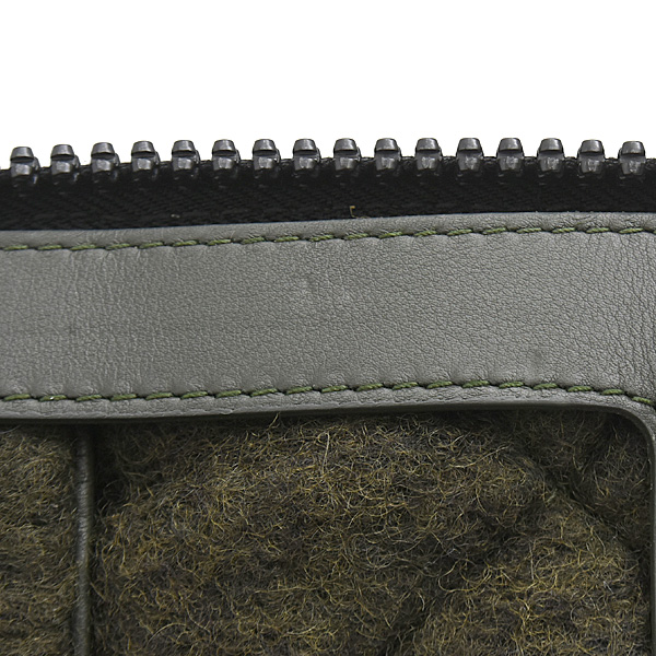 ボッテガヴェネタ バッグ メンズ ドキュメントケース マキシイントレチャート セカンドバッグ ラムスキン ダークカーキ BOTTEGA VENETA 641039 中古