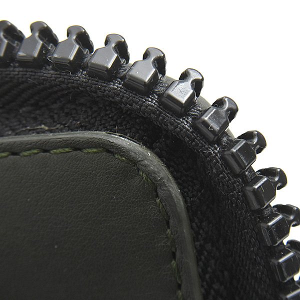 ボッテガヴェネタ バッグ メンズ ドキュメントケース マキシイントレチャート セカンドバッグ ラムスキン ダークカーキ BOTTEGA VENETA 641039 中古