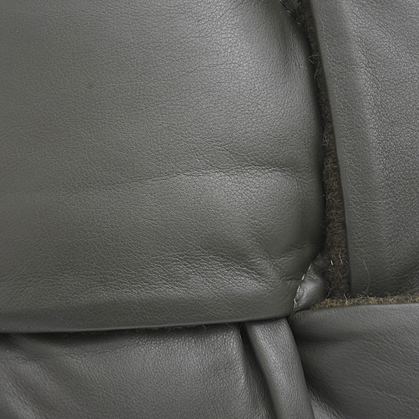 ボッテガヴェネタ バッグ メンズ ドキュメントケース マキシイントレチャート セカンドバッグ ラムスキン ダークカーキ BOTTEGA VENETA 641039 中古