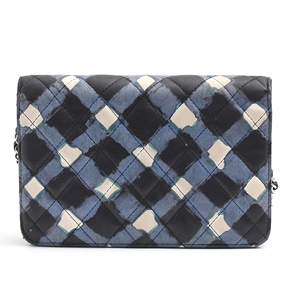 シャネル バッグ レディース エアライン チェーンウォレット マトラッセ ラムスキン ブルー ブラック CHANEL 中古