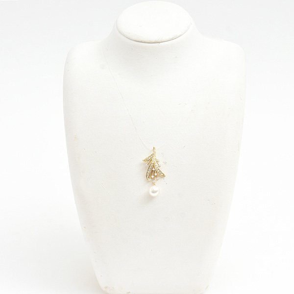 ミキモト ペンダント レディース パール ダイヤ フラワーデザイン ペンダントトップ 9.1mm珠 D0.37ct イエローゴールド K18 MIKIMOTO 中古