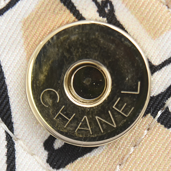 シャネル バッグ レディース ミニマトラッセ チェーンショルダーバッグ ミニポシェット ベージュ イヤーエンドギフト CHANEL 未使用展示品