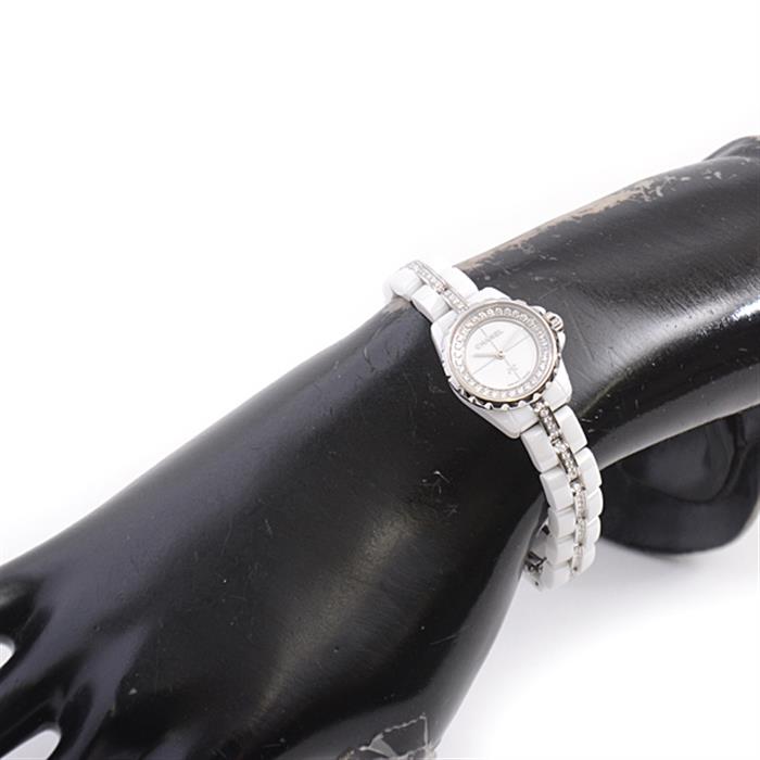 シャネル 時計 レディース J12 XS 電池式 ダイヤベゼル ベルトダイヤ ホワイト文字盤 セラミック CHANEL CE H5238 中古