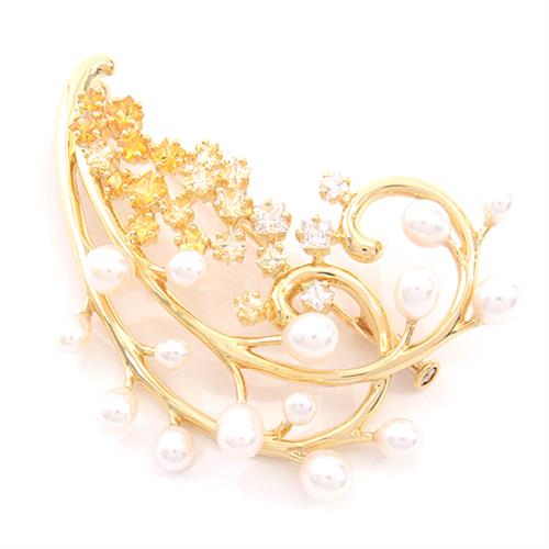 タサキ ブローチ レディース K18 リーフデザイン パール サファイア パール:3.0mm～4.5mm S:2.21ct イエローゴールド TASAKI【中古】