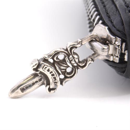 クロムハーツ 財布 メンズ ダガーチャーム ラウンドファスナー長財布 レザー ブラック SV925 シルバー CHROME HEARTS【中古】
