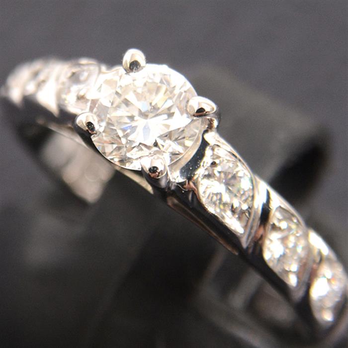 ショーメ 指輪 レディース トルサード ソリテール ダイヤモンド リング 9号 プラチナ CHAUMET PT950 中古