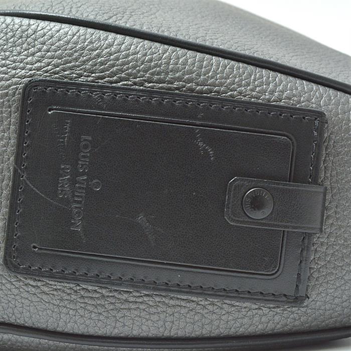 ルイヴィトン バッグ メンズ トリヨンレザー アルファホーボー ショルダー メタリックダークシルバー Louis Vuitton M52766 中古
