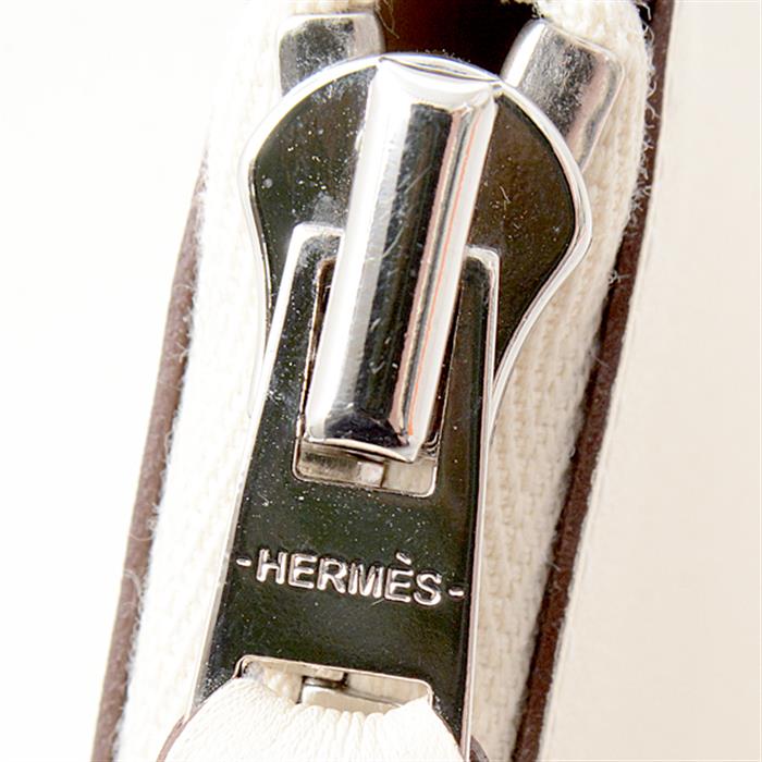 エルメス バッグ レディース バザール PM クラッチバッグ インアンドアウト ヴォ―スイフト アイボリー U刻印 HERMES 未使用展示品